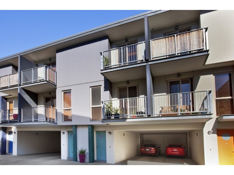 32/80 Trenerry Crescent, Abbotsford VIC 3067