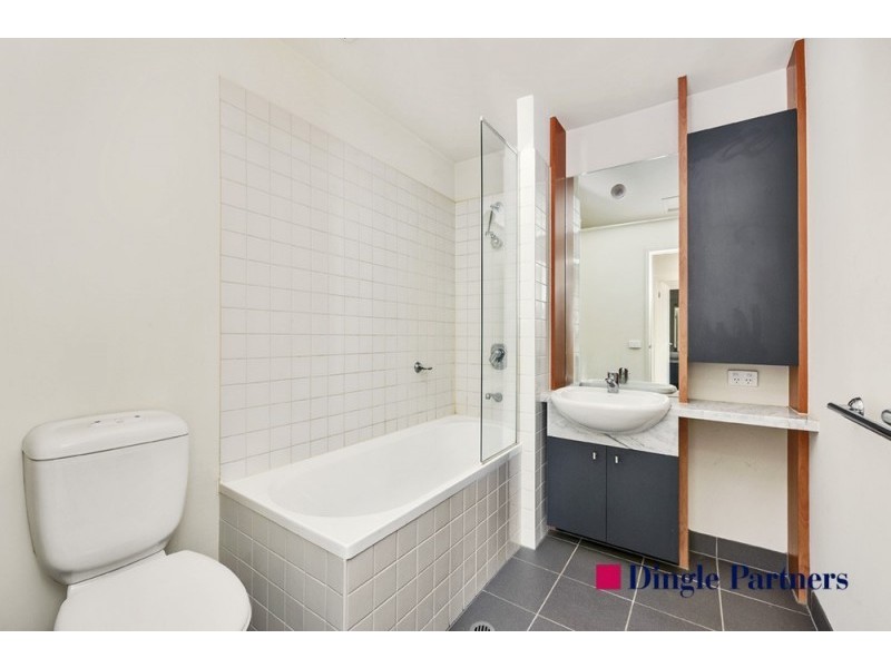 32/80 Trenerry Crescent, Abbotsford VIC 3067