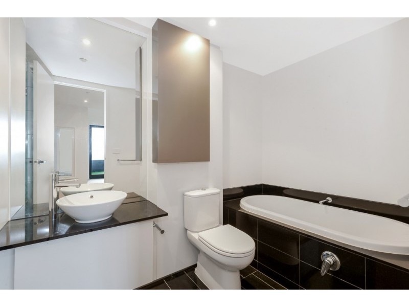 3211/7 Riverside Quay, Southbank VIC 3006