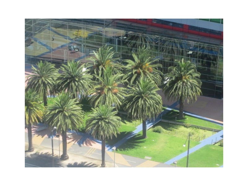 2010/100 Harbour Esplanade, Docklands VIC 3008