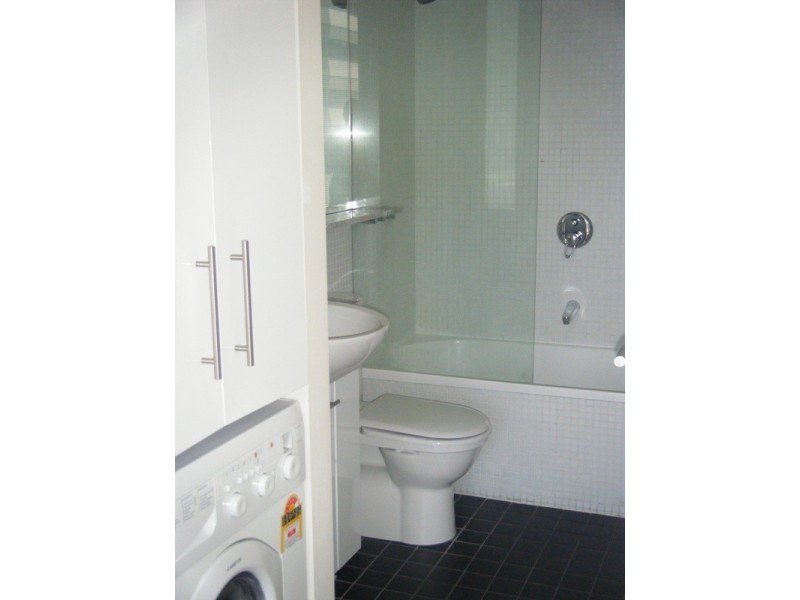 1603/225 Elizabeth Street, Melbourne VIC 3000