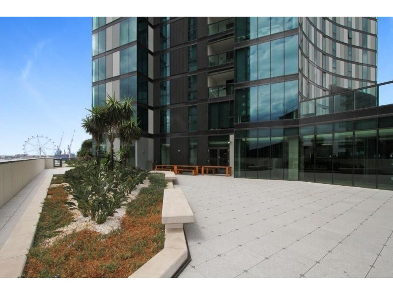 2F/8 Waterside Place, Docklands VIC 3008