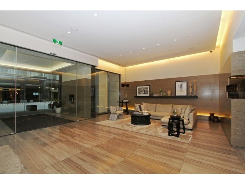 2F/8 Waterside Place, Docklands VIC 3008