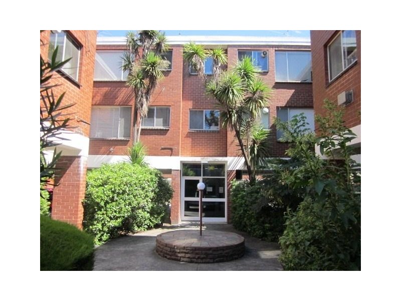 4/83 Westbury Street, St Kilda East VIC 3183
