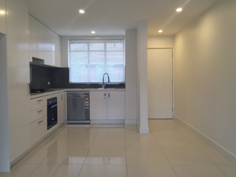 12/102 Albert Street, East Melbourne VIC 3002