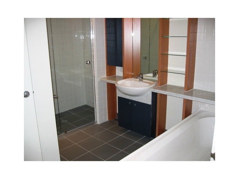 6/80 Trenerry Crescent, Abbotsford VIC 3067