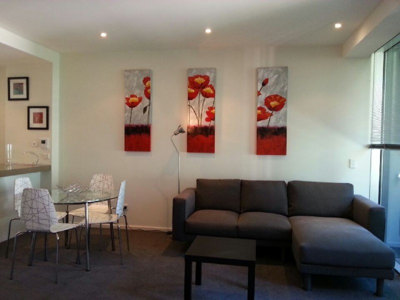 1008/620 Collins Street, Melbourne VIC 3000