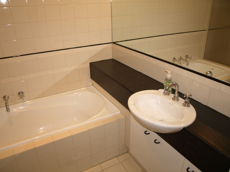 201/350 La Trobe Street, Melbourne VIC 3000