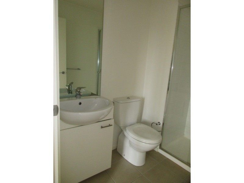 101/62 Altona Street, Kensington VIC 3031