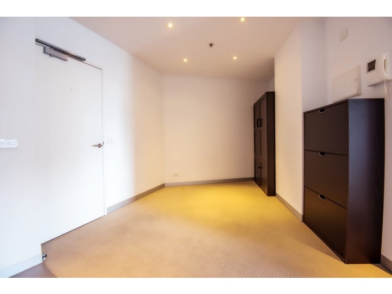 2705/109 Clarendon Street, Southbank VIC 3006