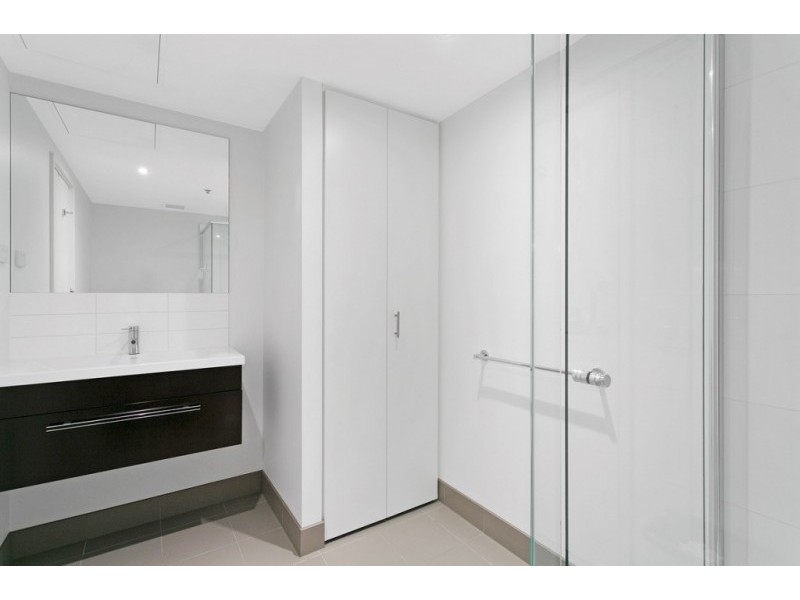 1804/109 Clarendon St, Southbank VIC 3006