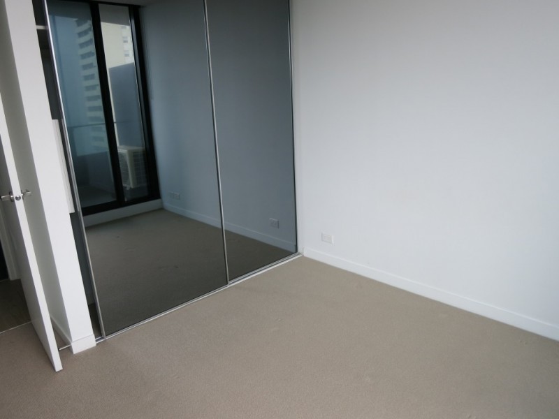 1711/50 Albert Road, South Melbourne VIC 3205