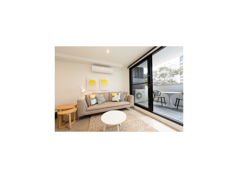 211/2A Henry Street, Windsor VIC 3181