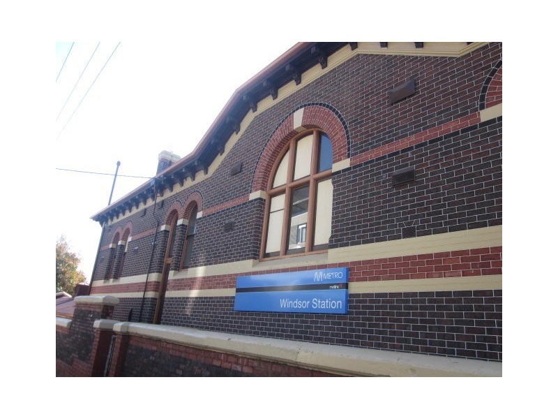 211/2A Henry Street, Windsor VIC 3181