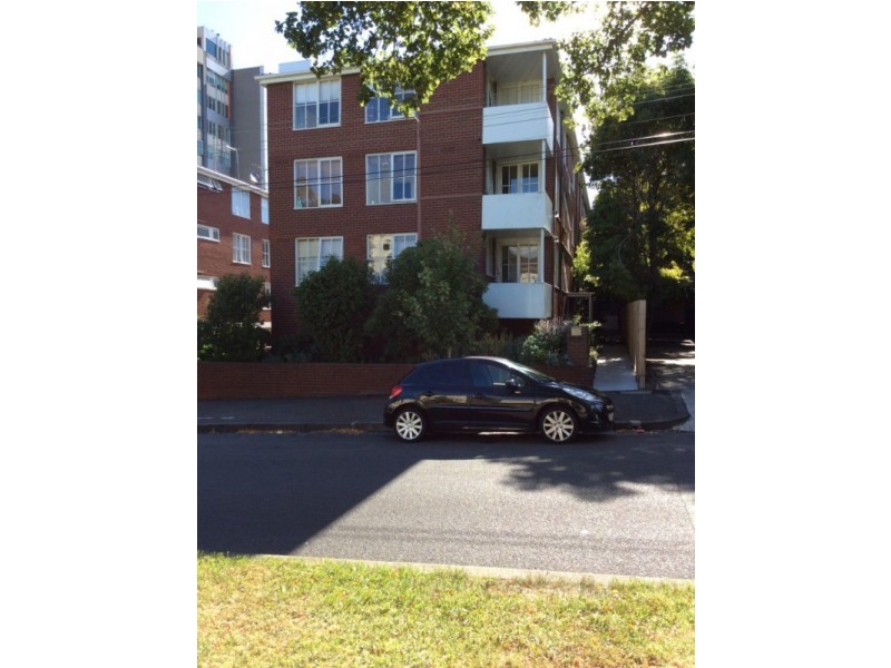 4/27 Powlett Street, East Melbourne VIC 3002