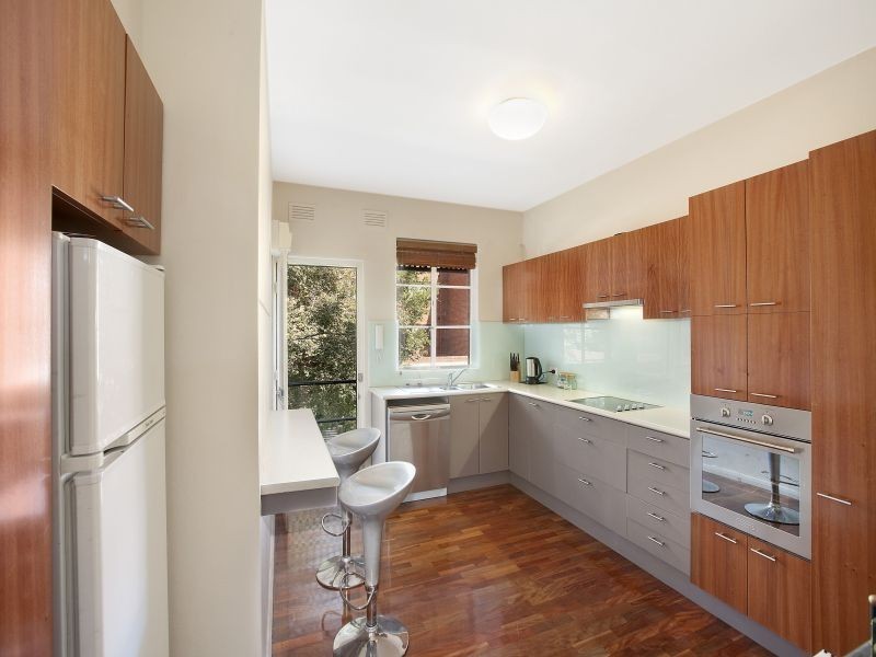 2/58 Queens Road, Melbourne VIC 3000