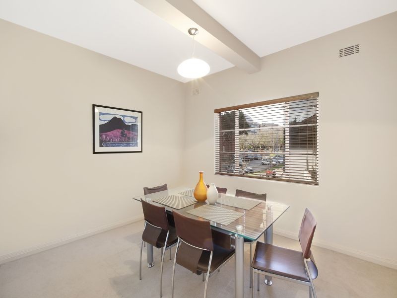 2/58 Queens Road, Melbourne VIC 3000