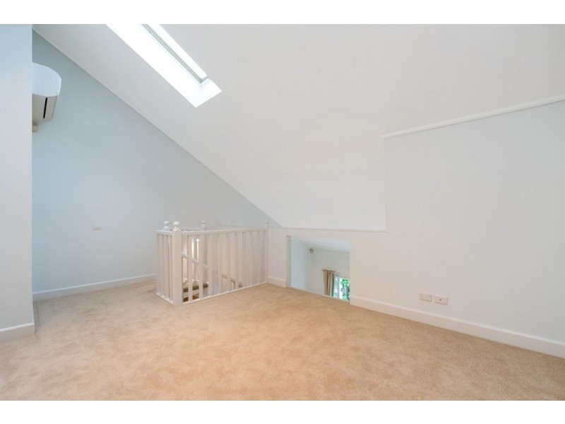 37B/211 Wellington Parade South, East Melbourne VIC 3002