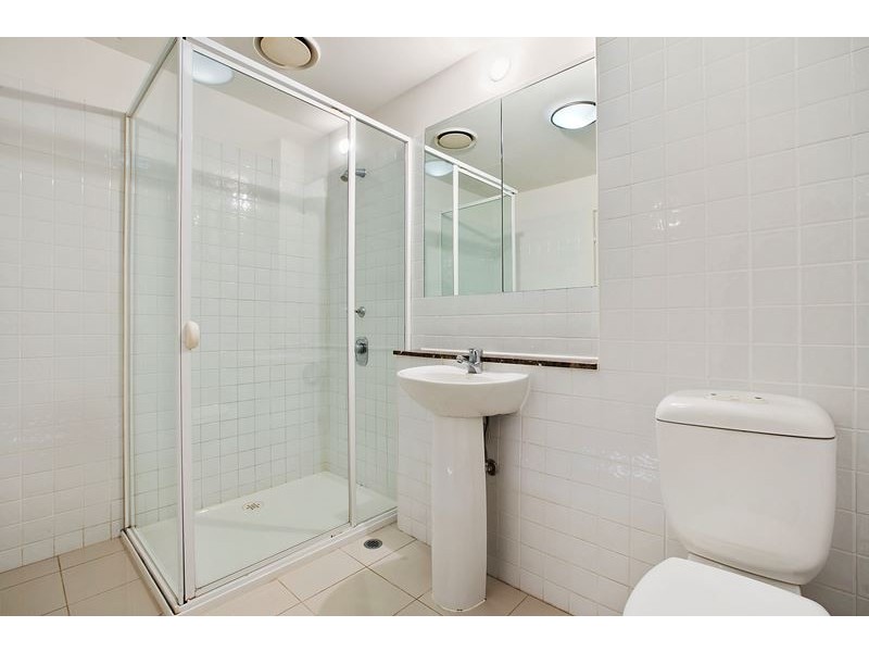 1109/250 Elizabeth Street, Melbourne VIC 3000