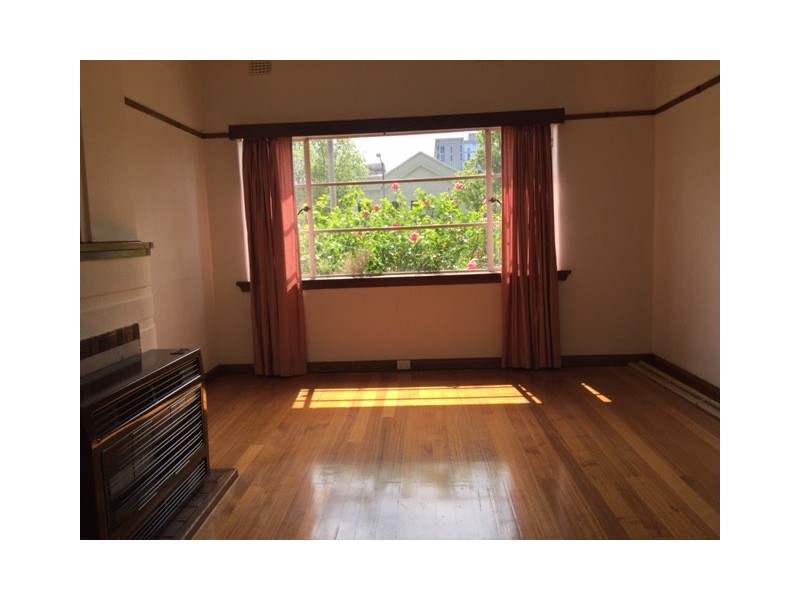 2/129 Grey Street, East Melbourne VIC 3002
