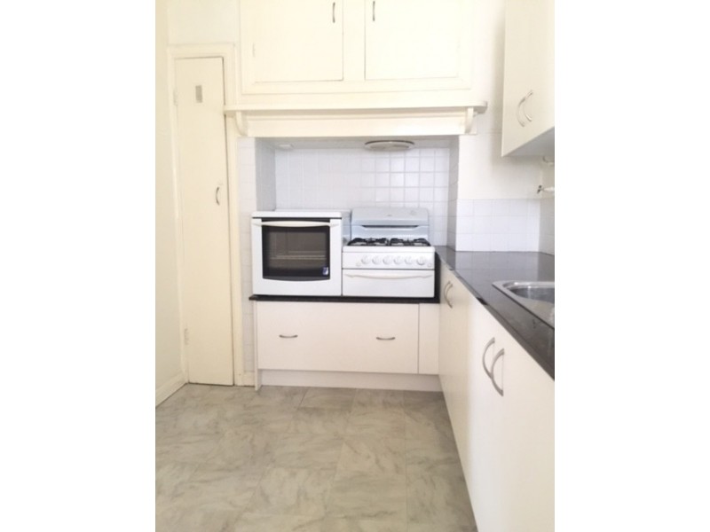 2/129 Grey Street, East Melbourne VIC 3002