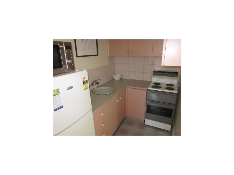 1/56 Edgar Street North, Glen Iris VIC 3146