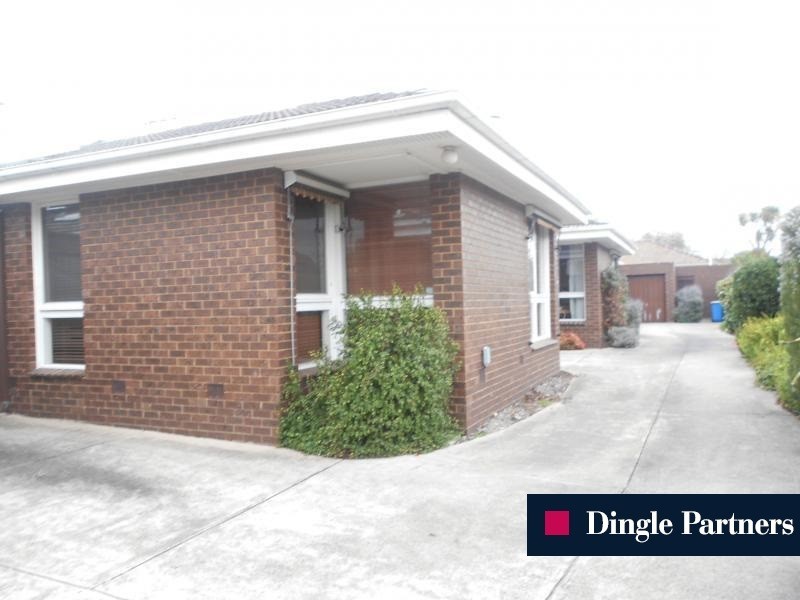 2/4 Maverston Street, Glen Iris VIC 3146