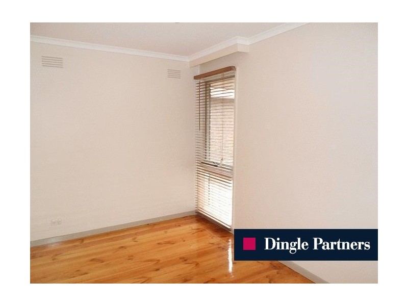 2/4 Maverston Street, Glen Iris VIC 3146