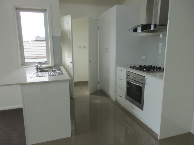 8/1430 Centre Road, Clayton South VIC 3169
