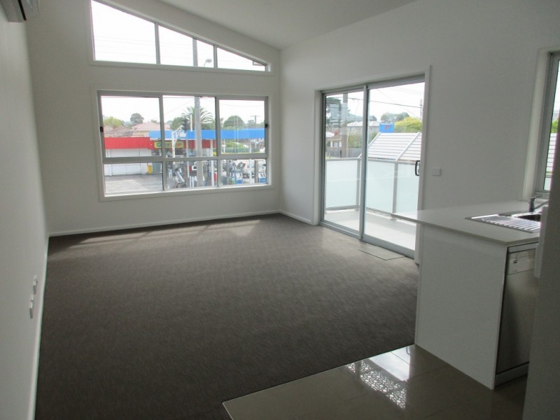 8/1430 Centre Road, Clayton South VIC 3169