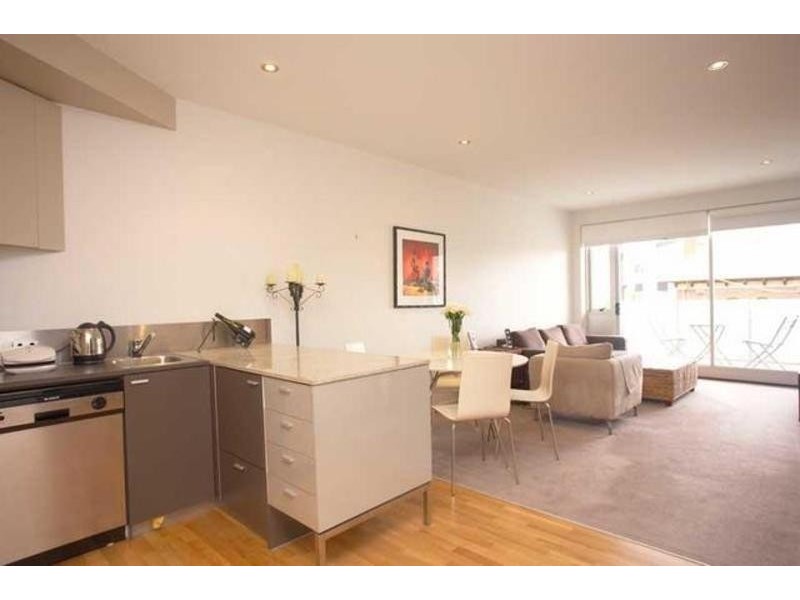 4/174 Peel Street, Windsor VIC 3181