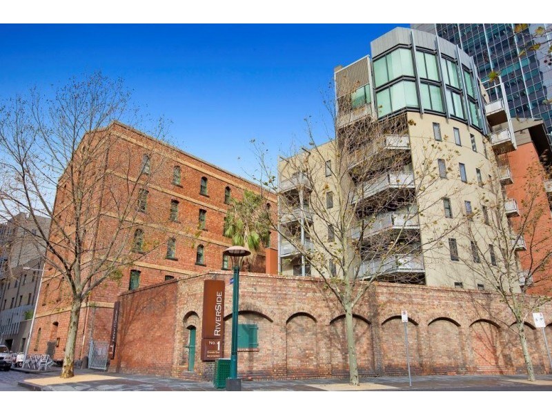 28/1 Riverside Quay, Southbank VIC 3006