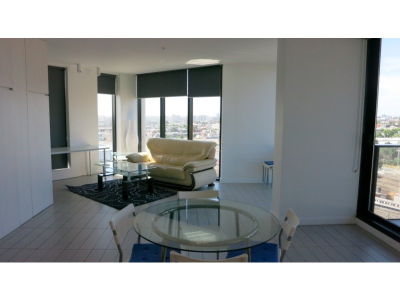 1304/673 La Trobe Street, Docklands VIC 3008