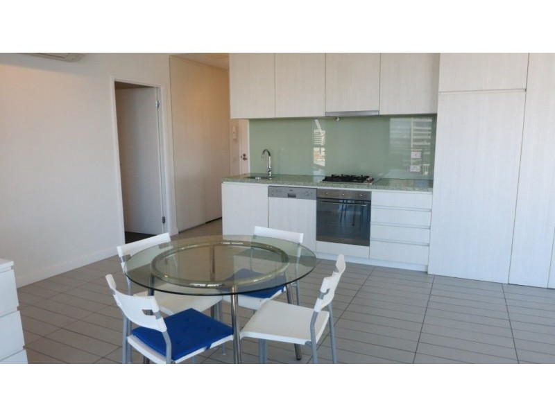 1304/673 La Trobe Street, Docklands VIC 3008
