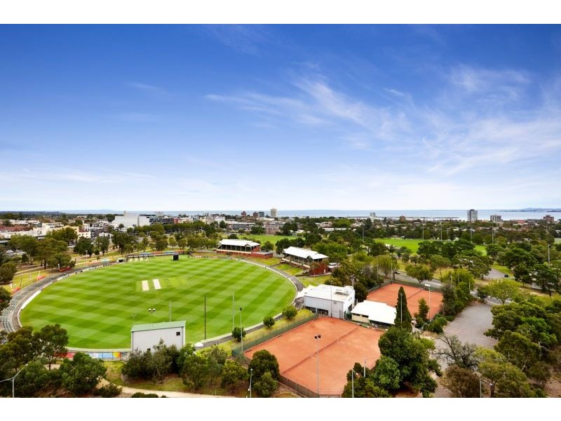 1506/83 Queens Road, Melbourne VIC 3004