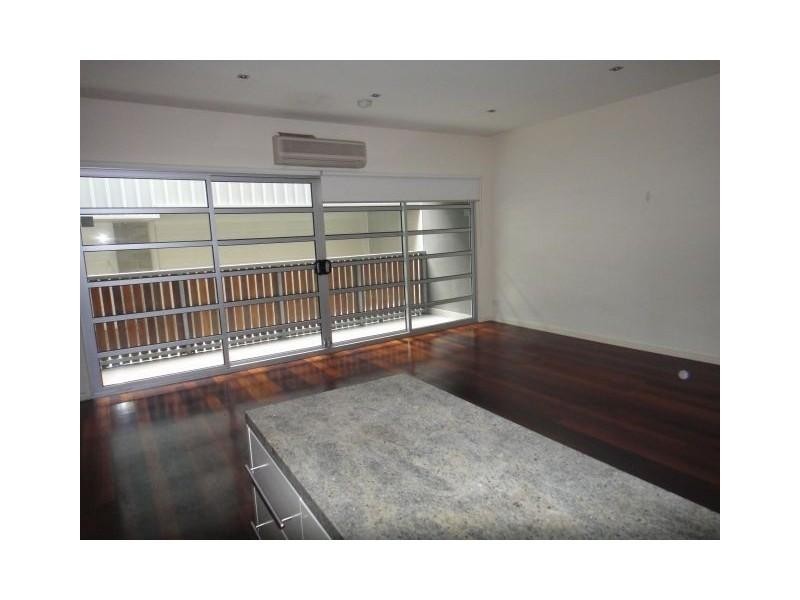 3/12-24 Tyrone Street, North Melbourne VIC 3051