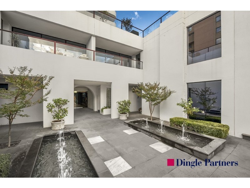 2B/29 Queens Rd, Melbourne VIC 3004