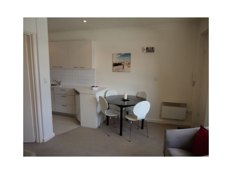 7/9 Foam Street, Elwood VIC 3184