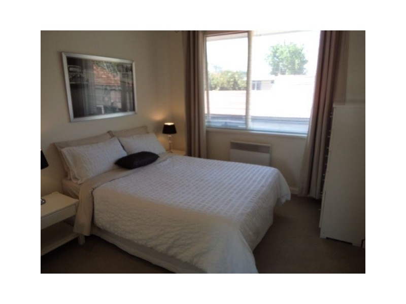 7/9 Foam Street, Elwood VIC 3184