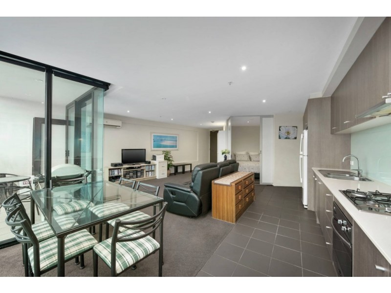 403/83 Queens Road, Melbourne VIC 3004