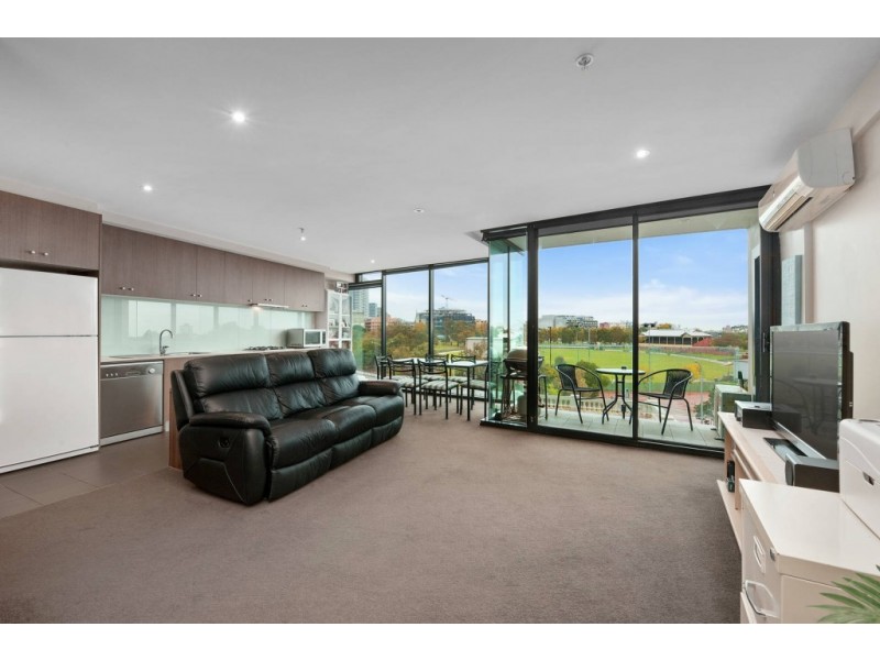 403/83 Queens Road, Melbourne VIC 3004