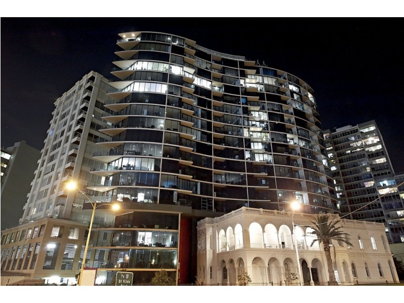 403/83 Queens Road, Melbourne VIC 3004