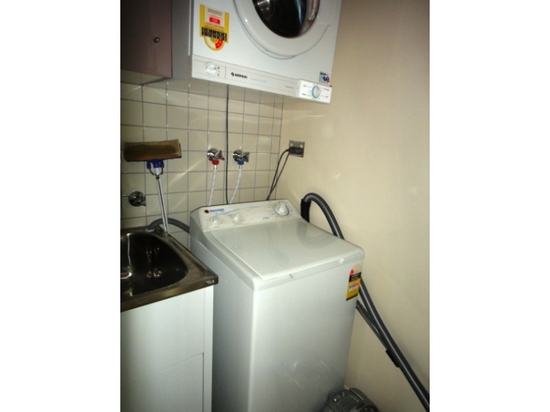 51/1 Queensberry Street, Carlton VIC 3053