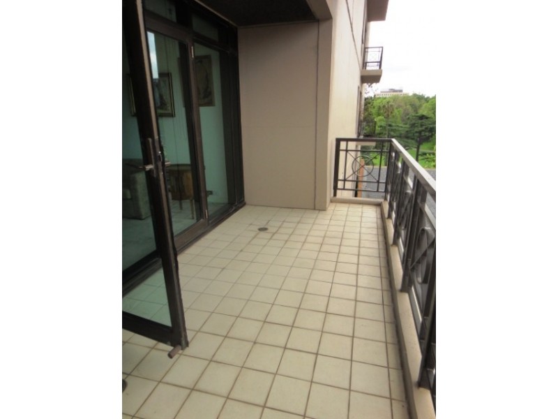 51/1 Queensberry Street, Carlton VIC 3053