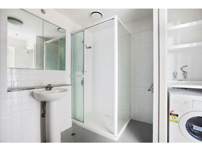2307/250 Elizabeth Street, Melbourne VIC 3000