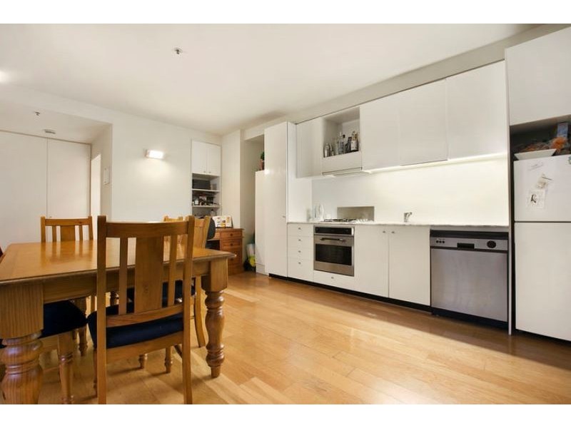 12/4-10 Bank Place, Melbourne VIC 3000