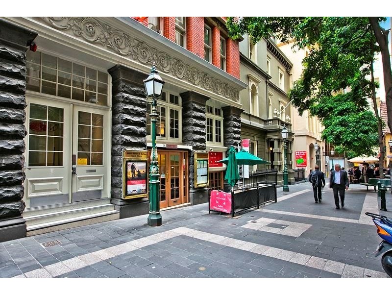 12/4-10 Bank Place, Melbourne VIC 3000