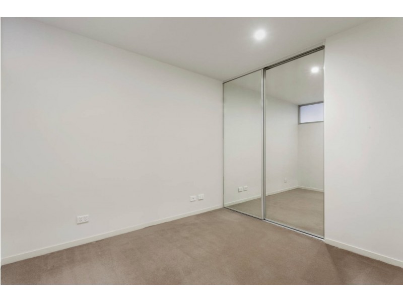 902/5 Sutherland Street, Melbourne VIC 3000