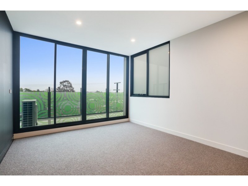 402/56-58 St Georges Road, Northcote VIC 3070