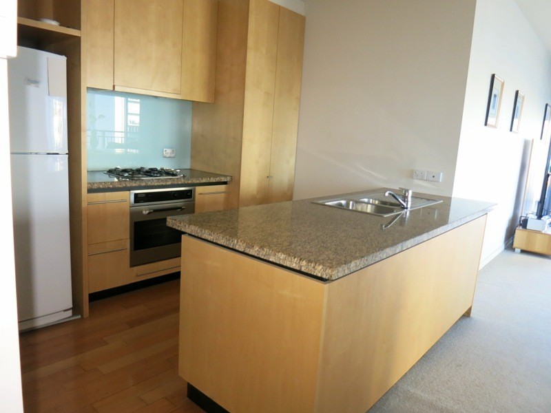 713/80 Clarendon Street, Southbank VIC 3006
